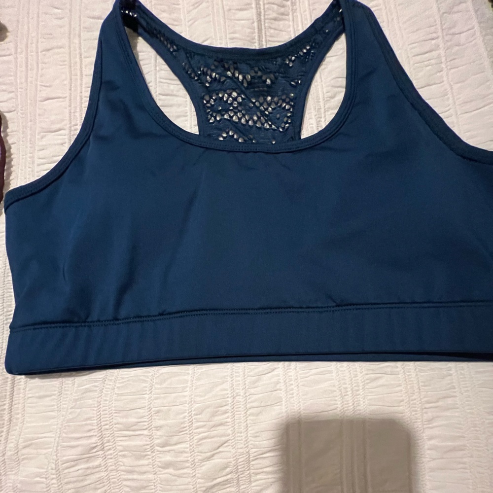 Sports bra